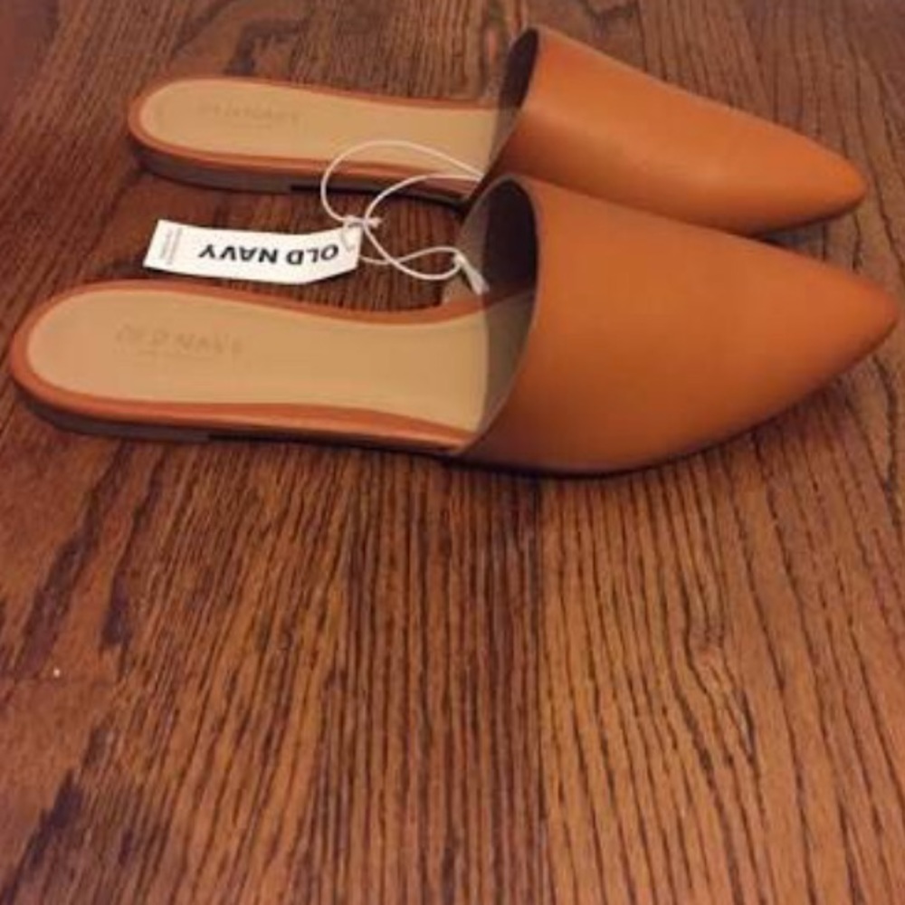 Pointed Mules - Picture 2 of 4
